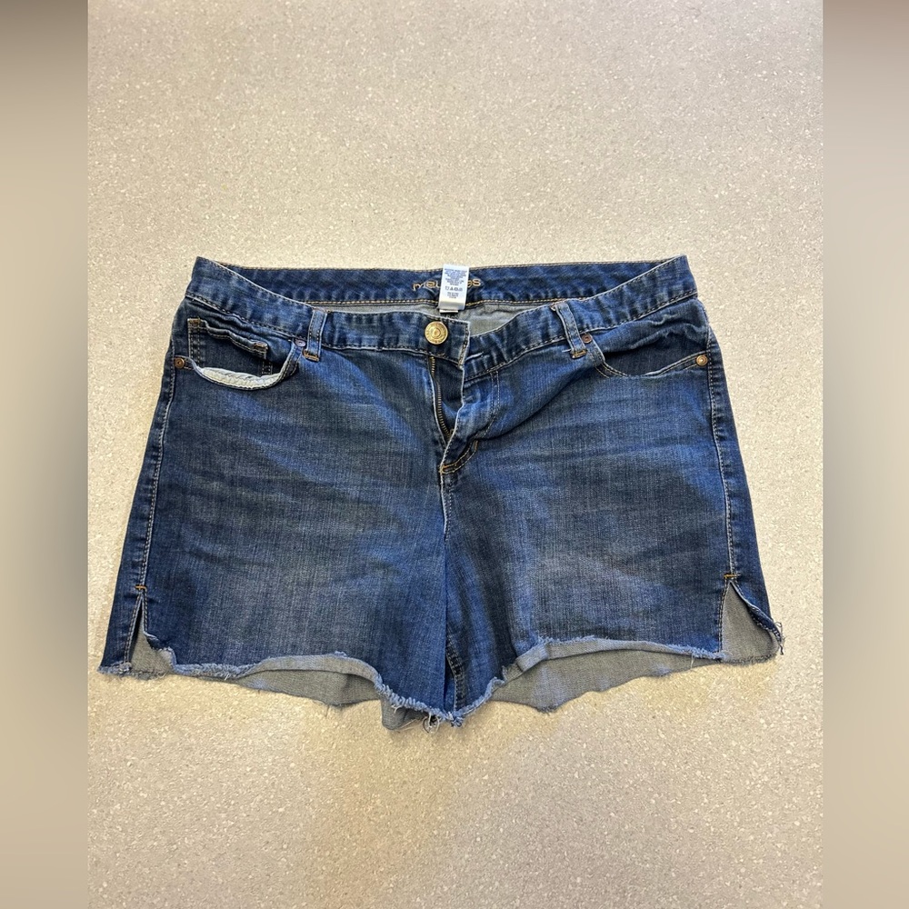 Maurice’s women’s jean shorts